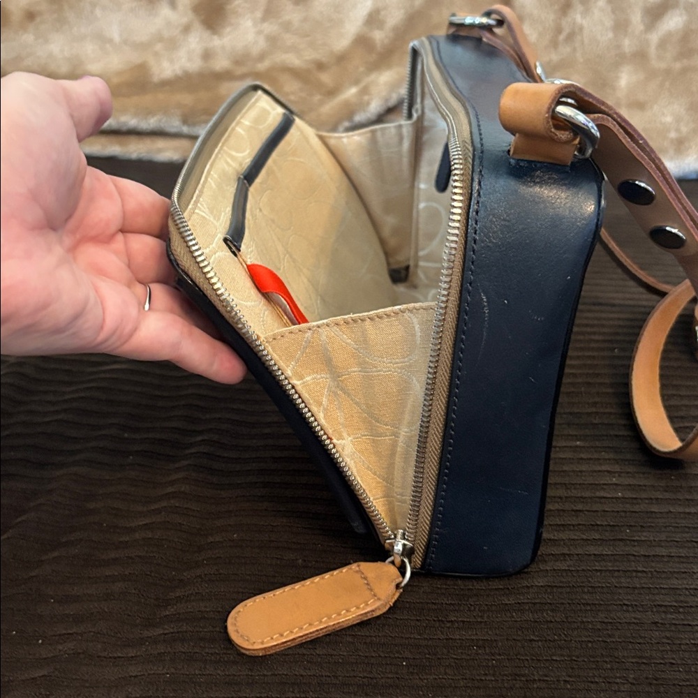 Orla Kiely “OK” Box Bag - Picture 9 of 14